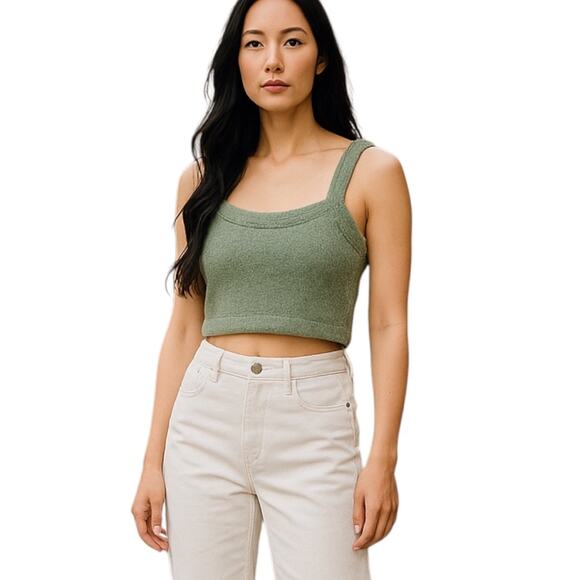 NWT Abercrombie & Fitch Lounge Collection Fuzzy Green Crop Tank Top Size XS - Picture 1 of 6